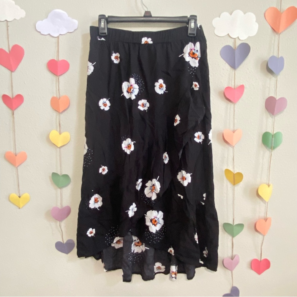 Floral midi high low dress. Size: small w48